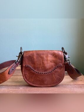 Vintage Frye Melissa Whipstitch Leather Saddle Bag